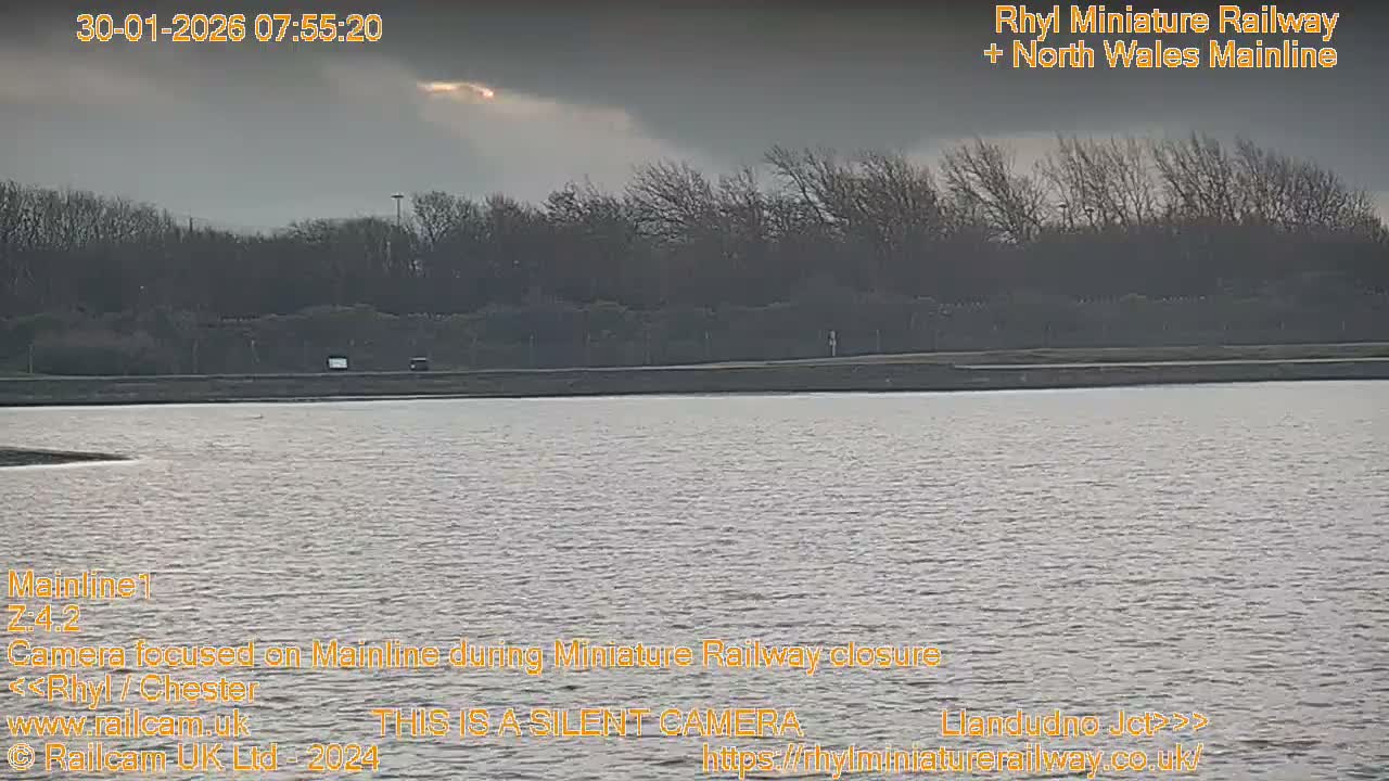 Rhyl, Marine Lake & Rhyl Miniature Railway Live Cam - Denbighshire, Clwyd, Wales, United Kingdom
