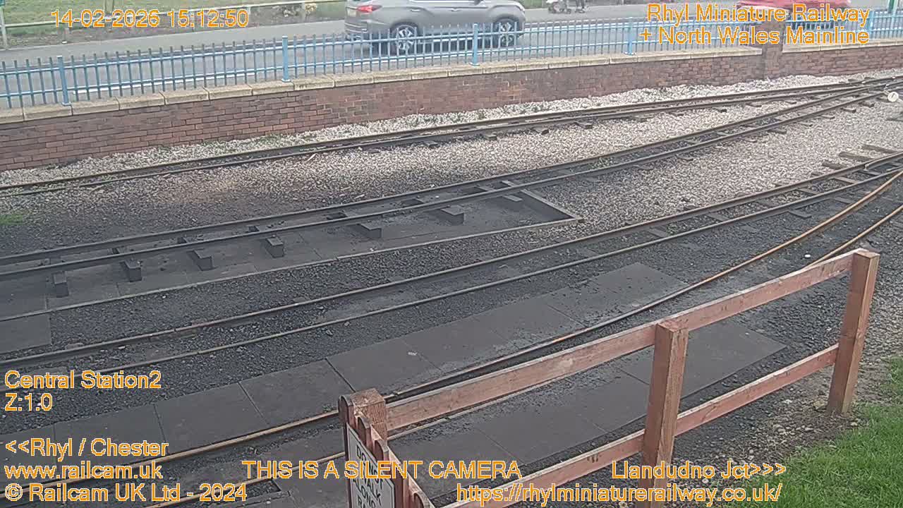 Rhyl, Marine Lake & Rhyl Miniature Railway Live Cam - Denbighshire, Clwyd, Wales, United Kingdom