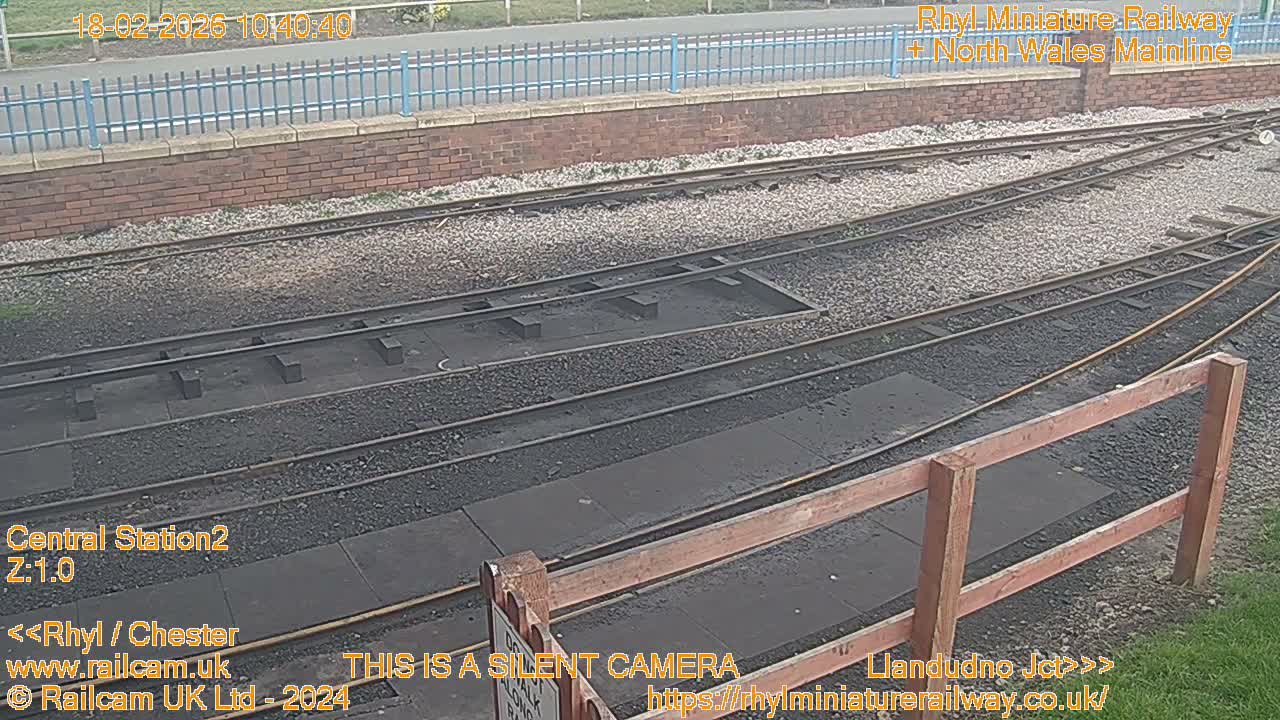Rhyl, Marine Lake & Rhyl Miniature Railway Live Cam - Denbighshire, Clwyd, Wales, United Kingdom