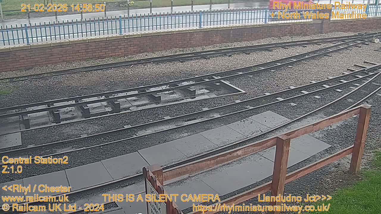 Rhyl, Marine Lake & Rhyl Miniature Railway Live Cam - Denbighshire, Clwyd, Wales, United Kingdom