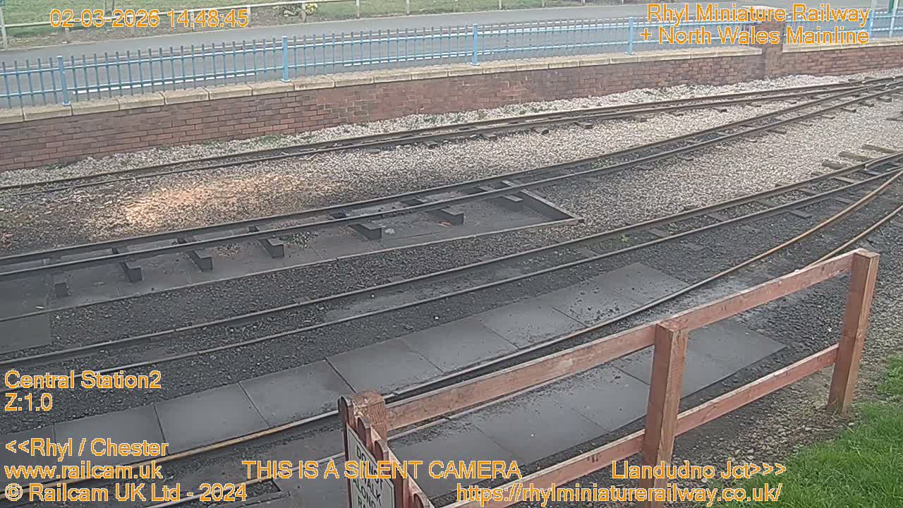 Rhyl, Marine Lake & Rhyl Miniature Railway Live Cam - Denbighshire, Clwyd, Wales, United Kingdom
