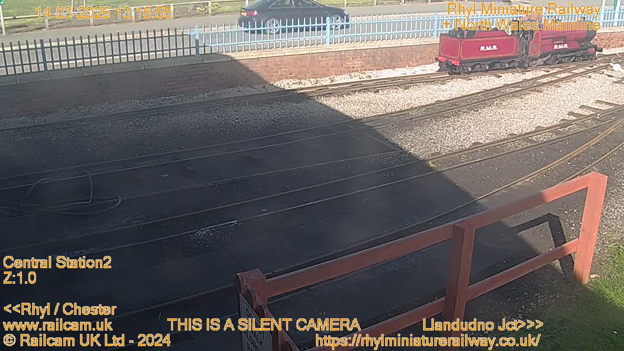 Rhyl, Marine Lake & Rhyl Miniature Railway Live Cam - Denbighshire, Clwyd, Wales, United Kingdom