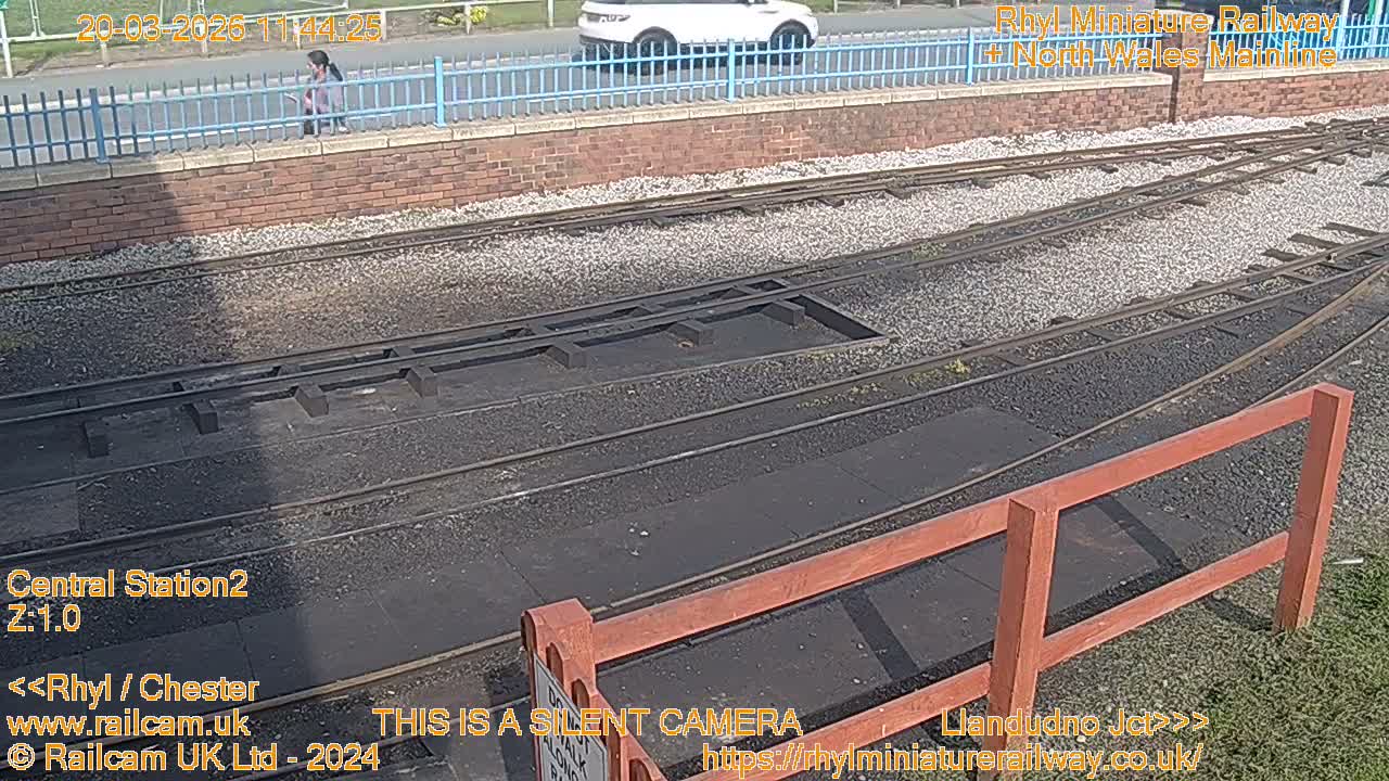 Rhyl, Marine Lake & Rhyl Miniature Railway Live Cam - Denbighshire, Clwyd, Wales, United Kingdom