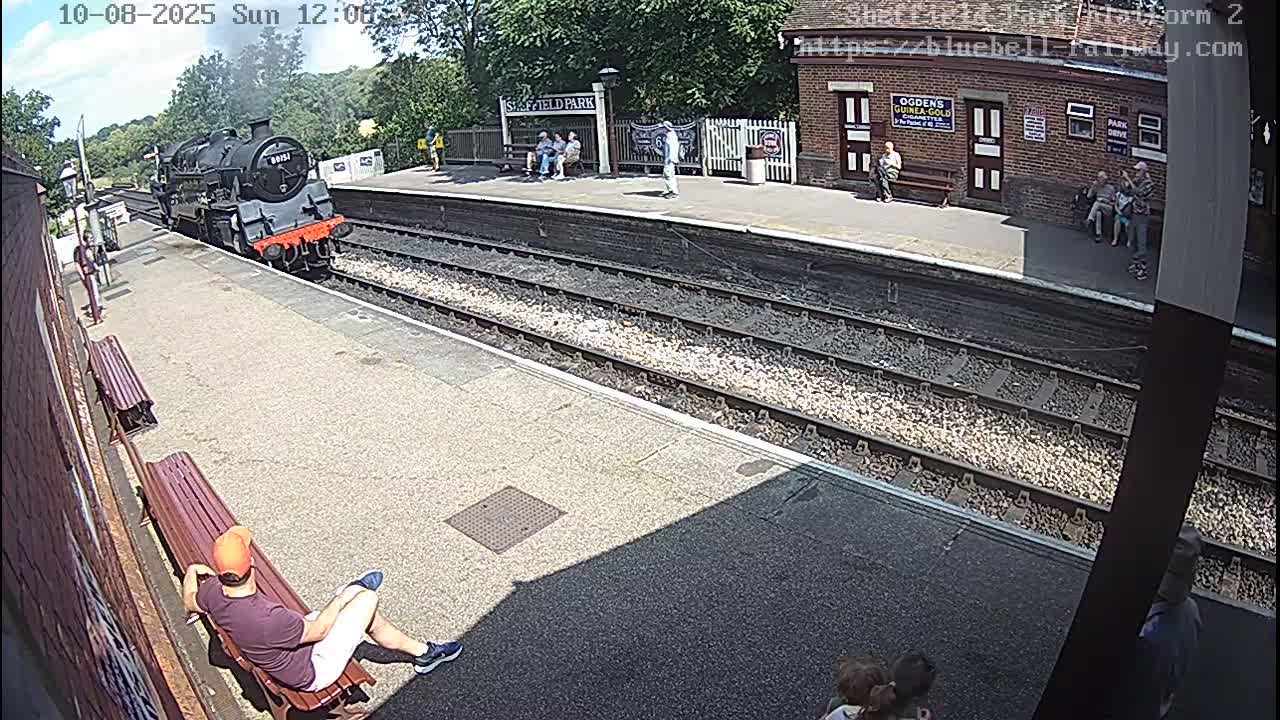 Platform 2 West Sheffield Green, Bluebell Railway, Sheffield Park Station  Live Cam - Uckfield, Wealden, East Sussex, South East, England, United Kingdom