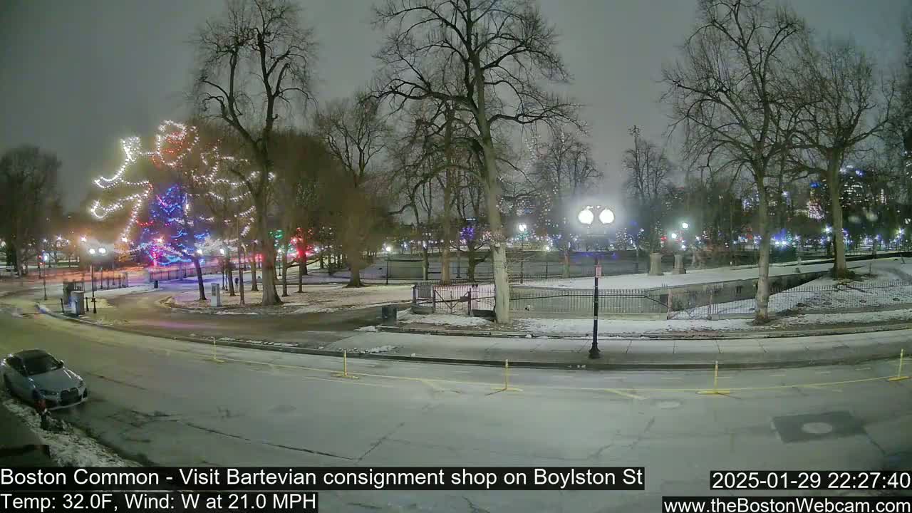 Boston Common at Boylston St.  Live Cam  - Boston , Massachusetts, USA
