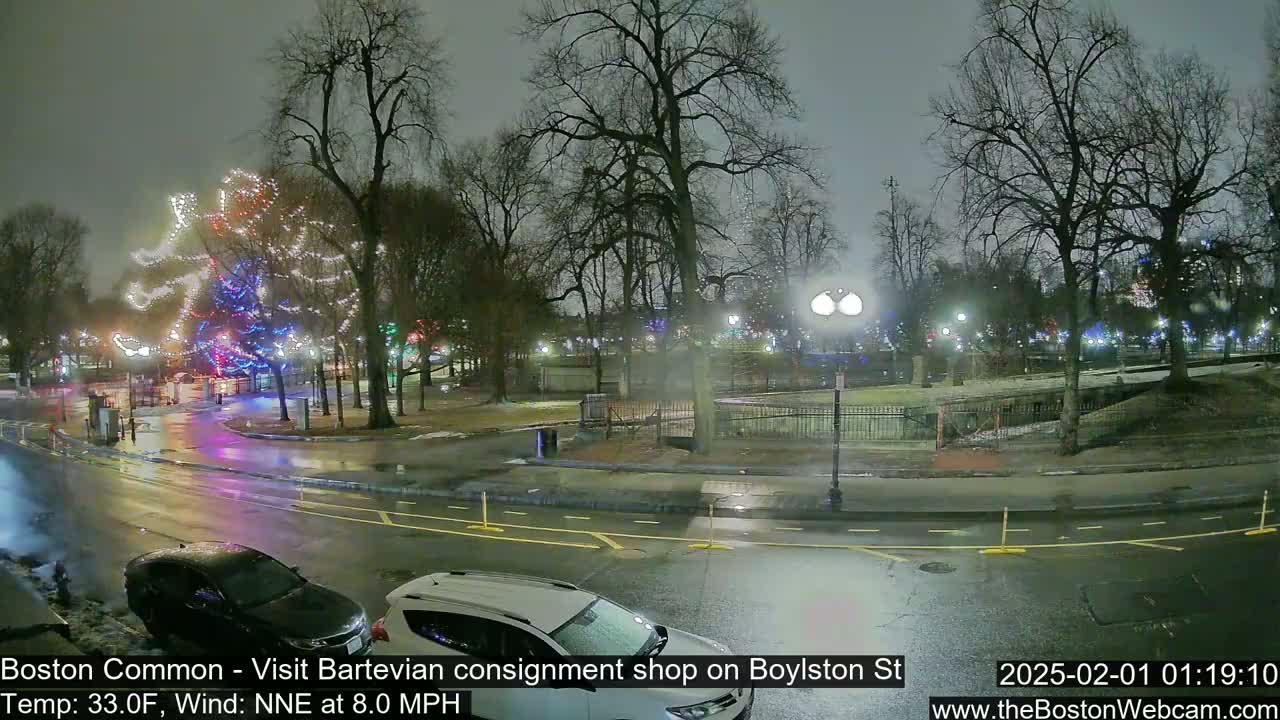 Boston Common at Boylston St.  Live Cam  - Boston , Massachusetts, USA
