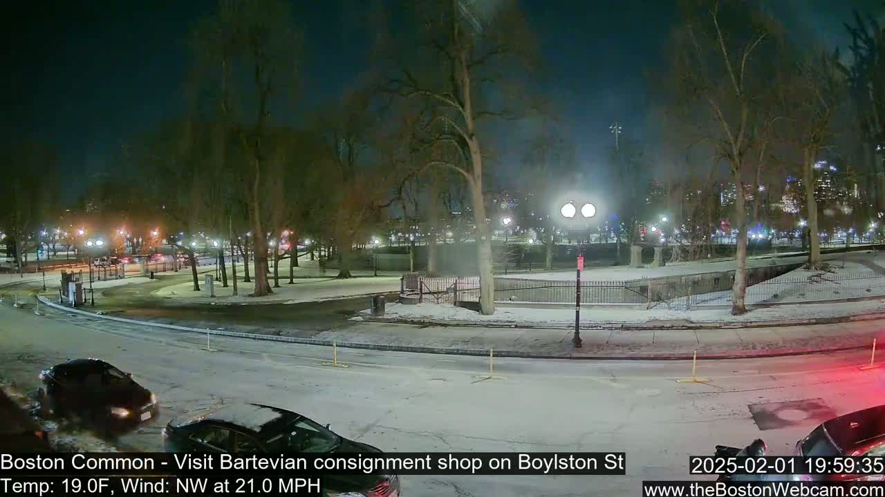 Boston Common at Boylston St.  Live Cam  - Boston , Massachusetts, USA