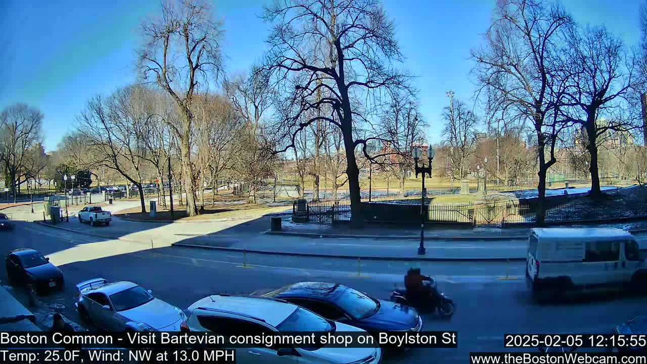 Boston Common at Boylston St.  Live Cam  - Boston , Massachusetts, USA