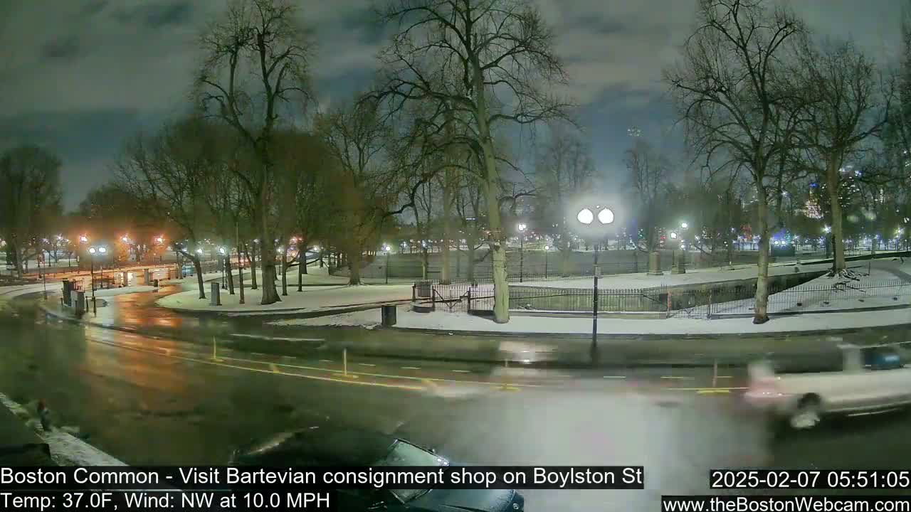 Boston Common at Boylston St.  Live Cam  - Boston , Massachusetts, USA
