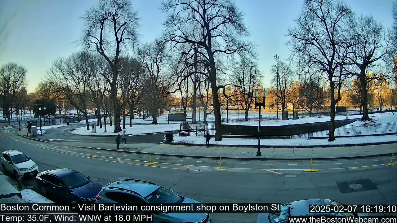 Boston Common at Boylston St.  Live Cam  - Boston , Massachusetts, USA