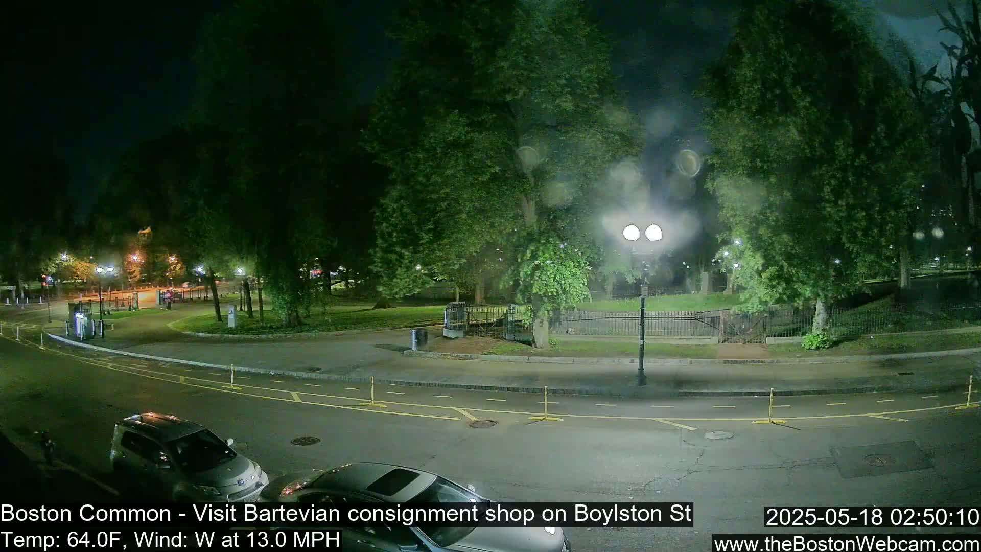Boston Common at Boylston St.  Live Cam  - Boston , Massachusetts, USA