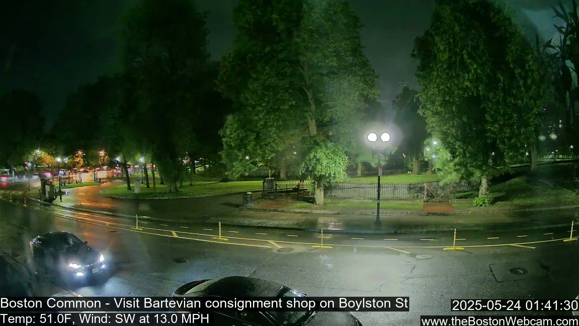 Boston Common at Boylston St.  Live Cam  - Boston , Massachusetts, USA
