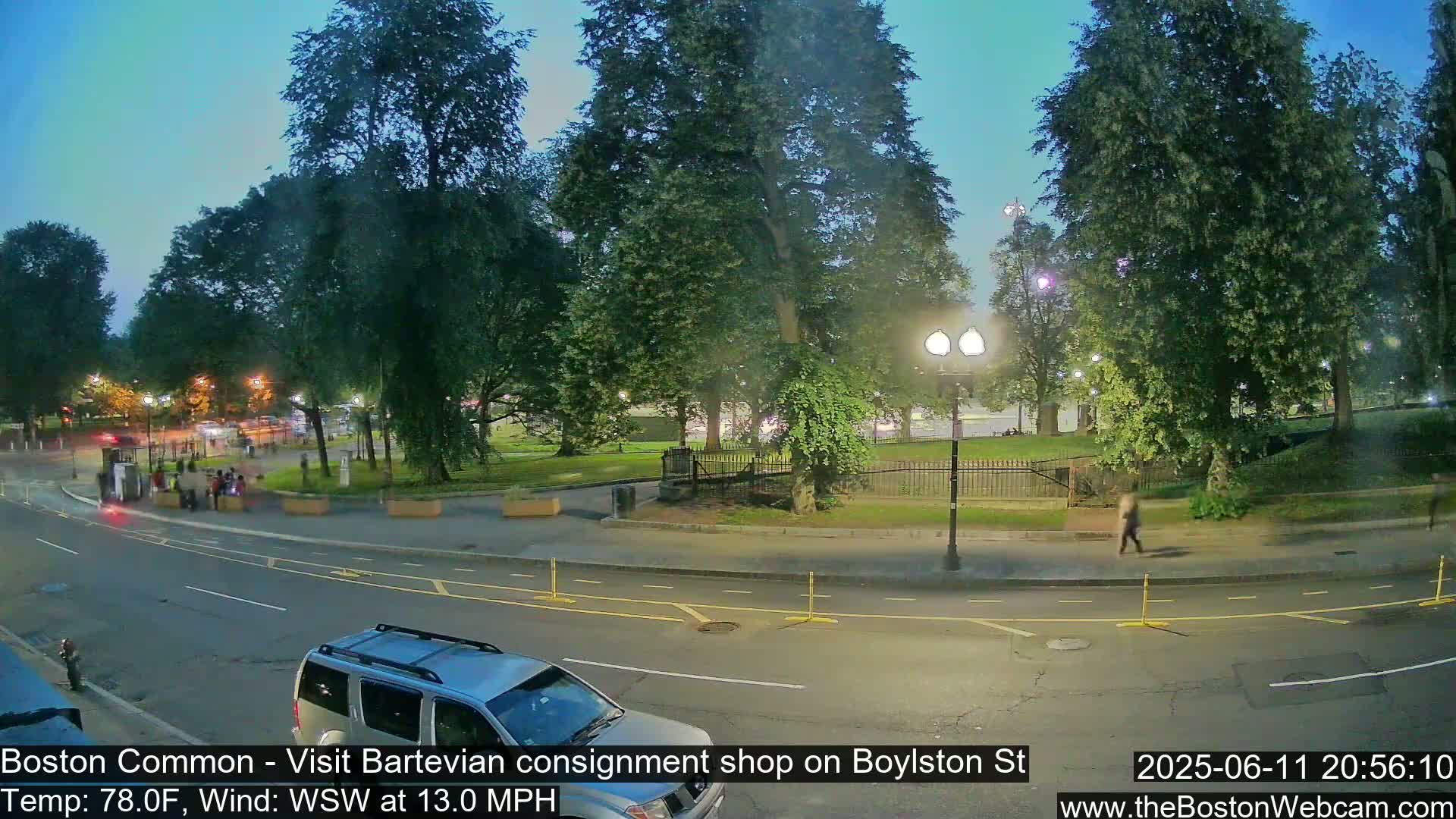 Boston Common at Boylston St.  Live Cam  - Boston , Massachusetts, USA