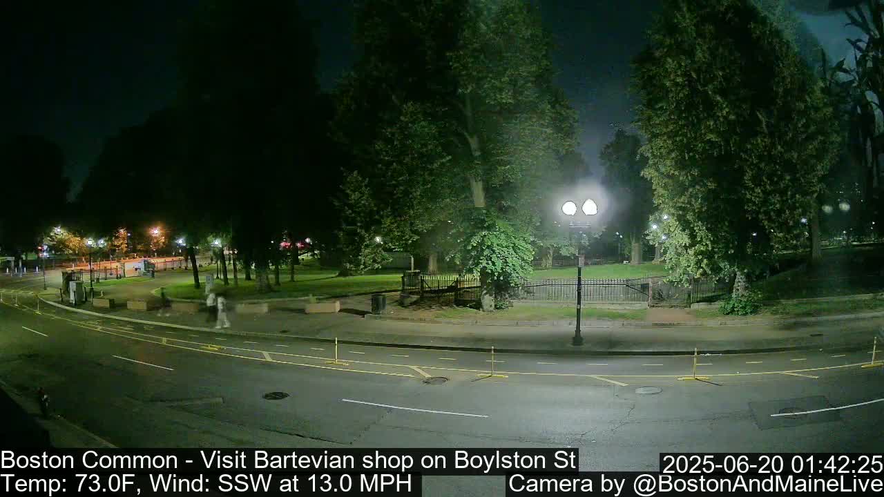 Boston Common at Boylston St.  Live Cam  - Boston , Massachusetts, USA