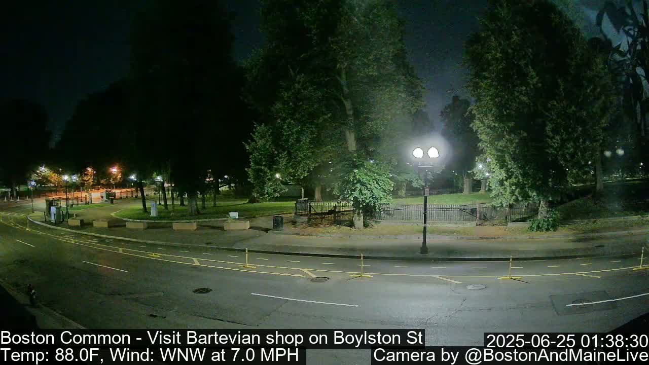 Boston Common at Boylston St.  Live Cam  - Boston , Massachusetts, USA