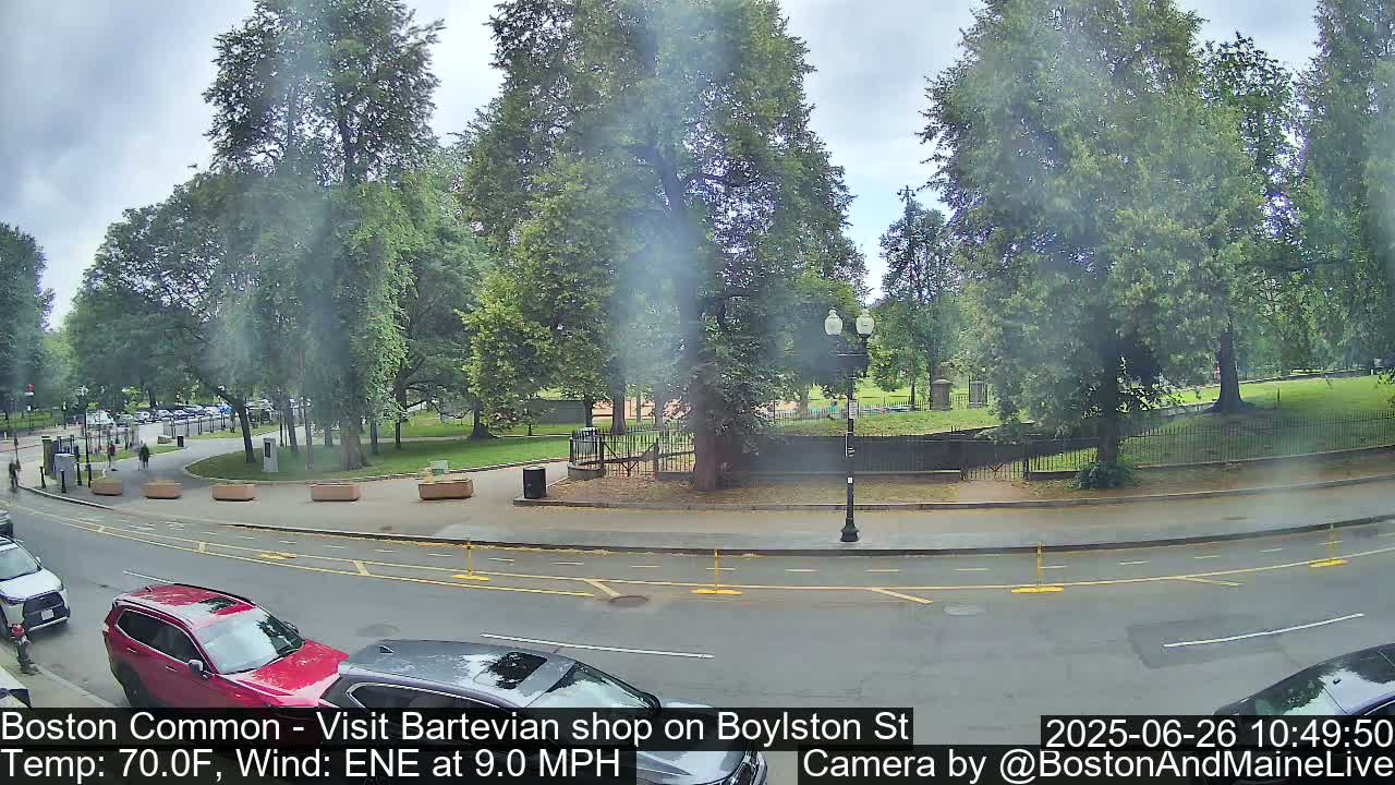 Boston Common at Boylston St.  Live Cam  - Boston , Massachusetts, USA