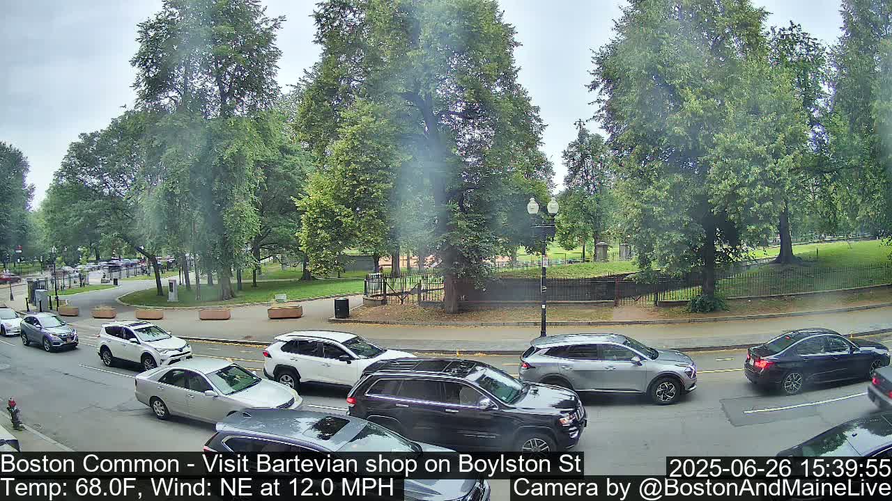 Boston Common at Boylston St.  Live Cam  - Boston , Massachusetts, USA