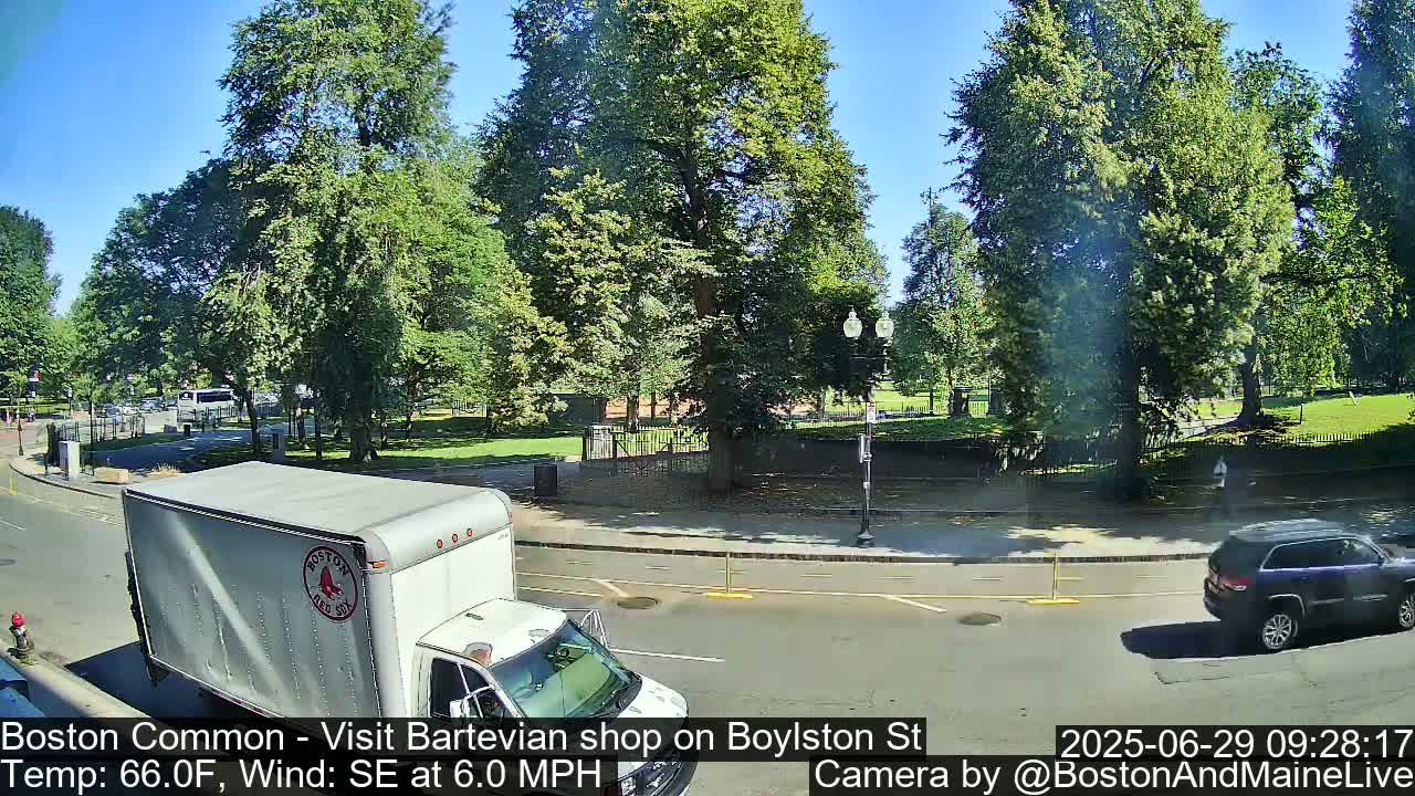 Boston Common at Boylston St.  Live Cam  - Boston , Massachusetts, USA
