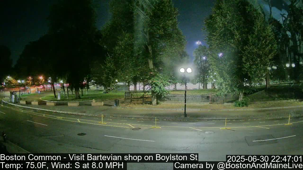 Boston Common at Boylston St.  Live Cam  - Boston , Massachusetts, USA
