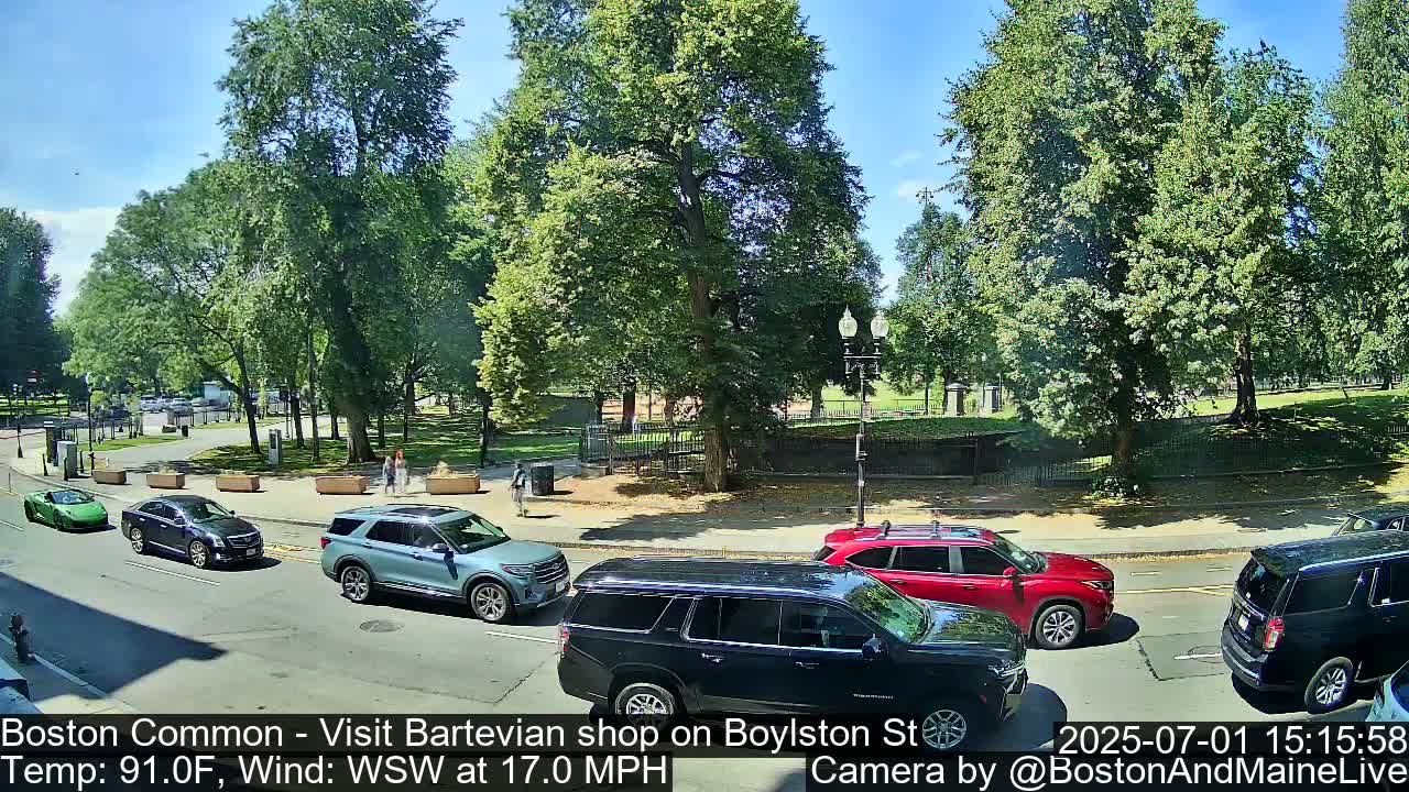 Boston Common at Boylston St.  Live Cam  - Boston , Massachusetts, USA