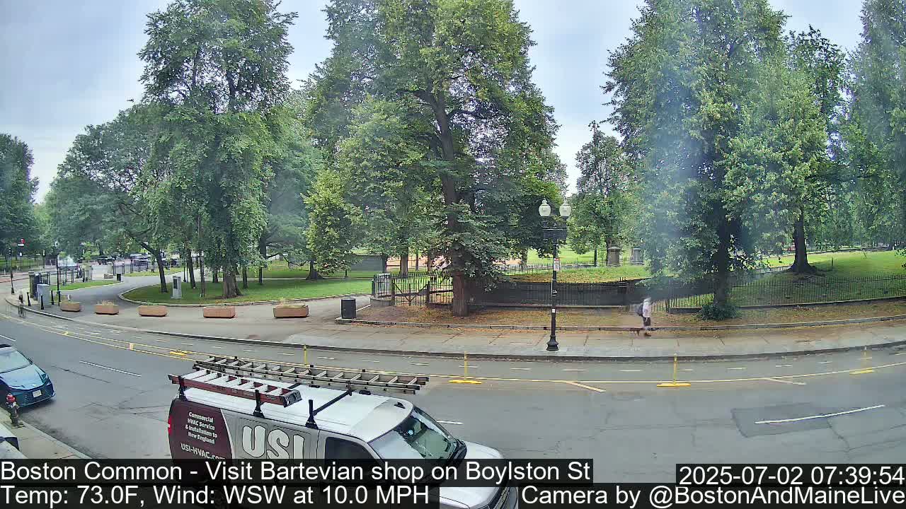 Boston Common at Boylston St.  Live Cam  - Boston , Massachusetts, USA