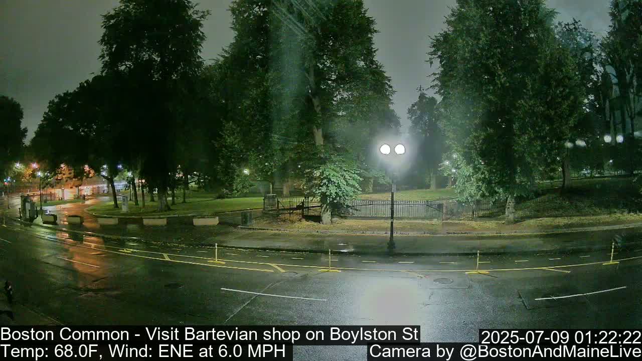 Boston Common at Boylston St.  Live Cam  - Boston , Massachusetts, USA