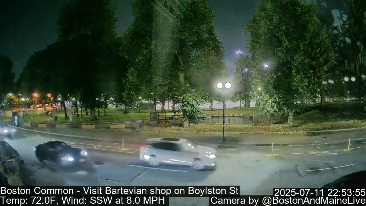 Boston Common at Boylston St.  Live Cam  - Boston , Massachusetts, USA