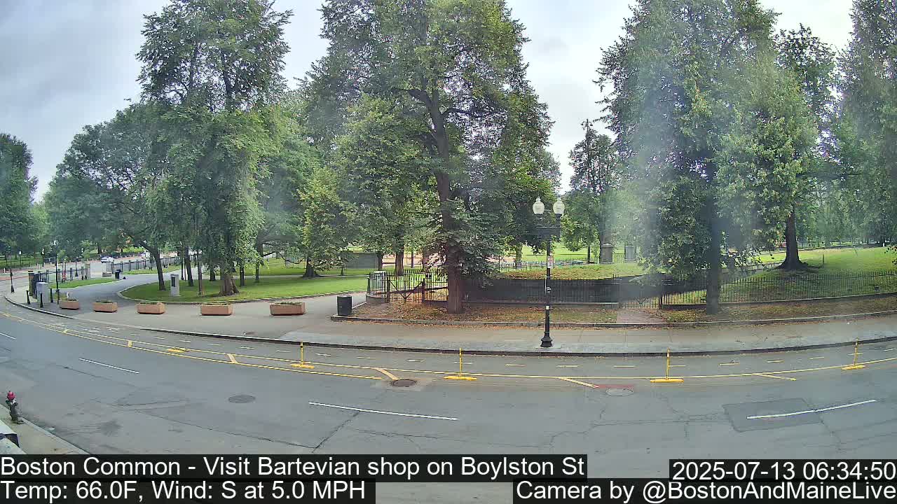 Boston Common at Boylston St.  Live Cam  - Boston , Massachusetts, USA