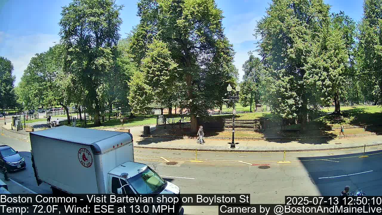 Boston Common at Boylston St.  Live Cam  - Boston , Massachusetts, USA