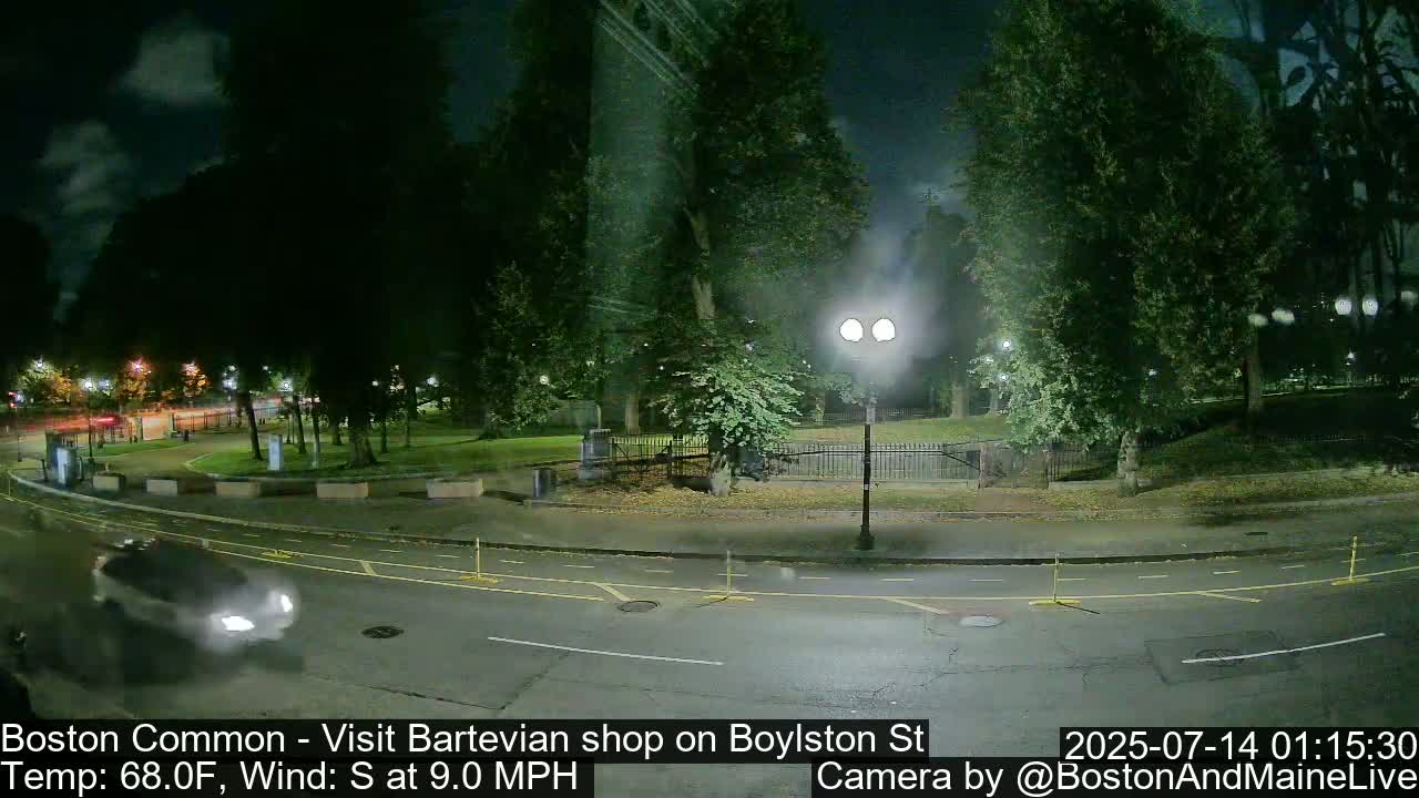 Boston Common at Boylston St.  Live Cam  - Boston , Massachusetts, USA