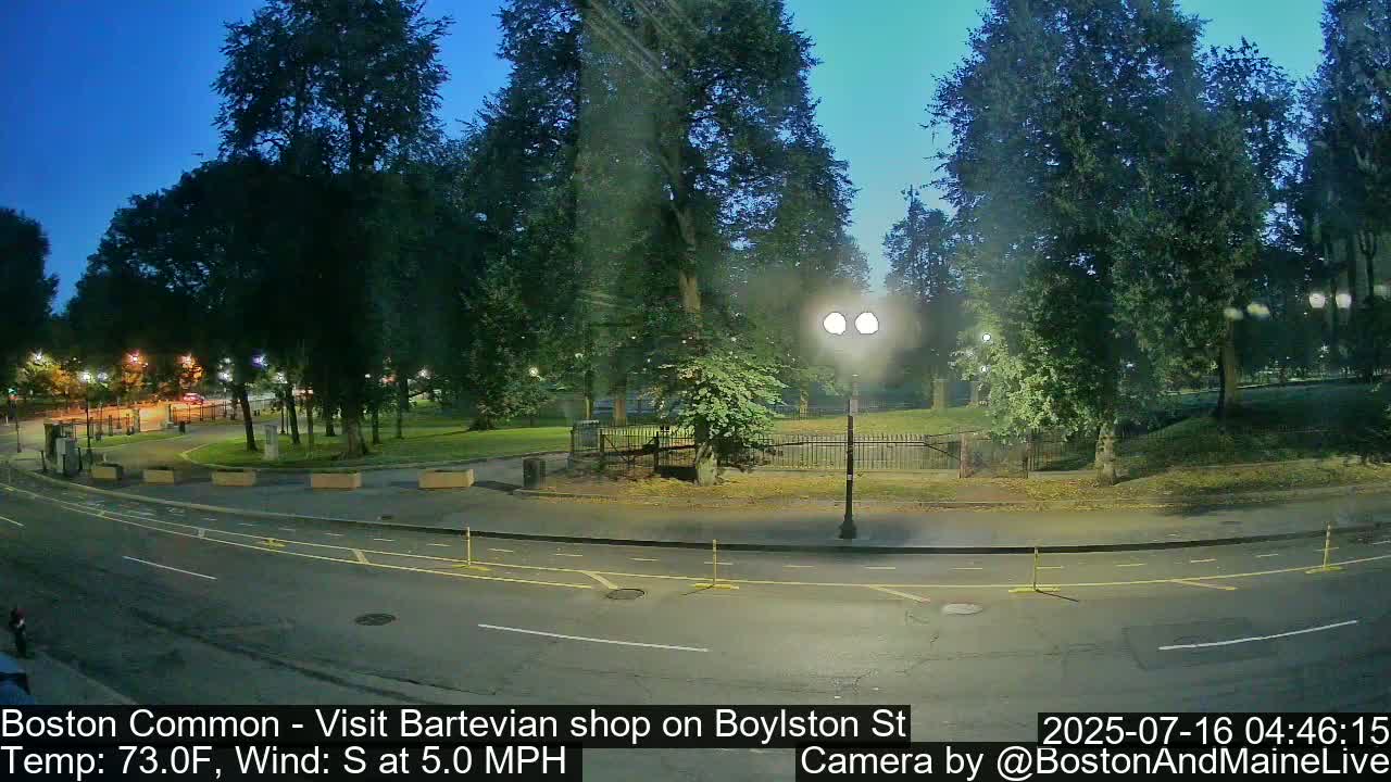Boston Common at Boylston St.  Live Cam  - Boston , Massachusetts, USA