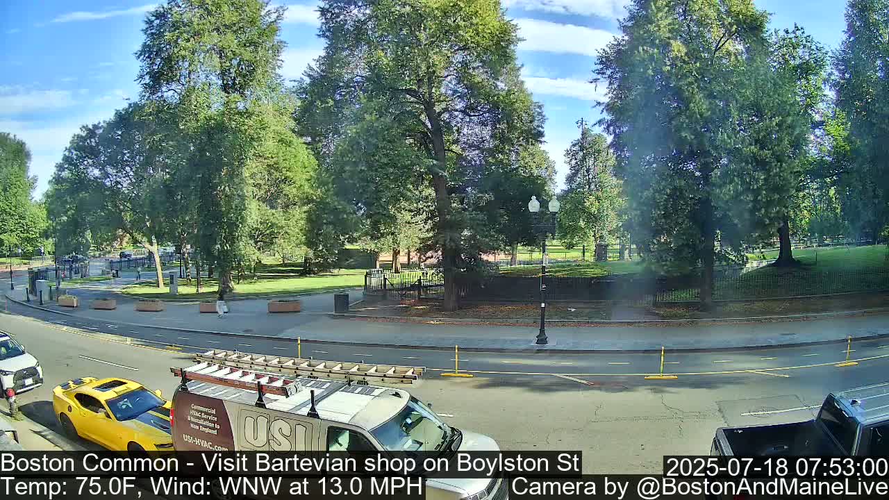 Boston Common at Boylston St.  Live Cam  - Boston , Massachusetts, USA