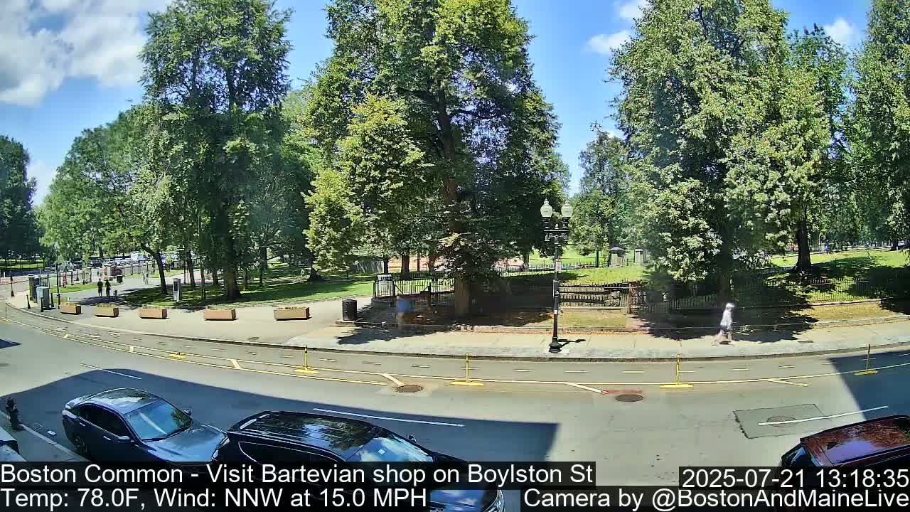 Boston Common at Boylston St.  Live Cam  - Boston , Massachusetts, USA
