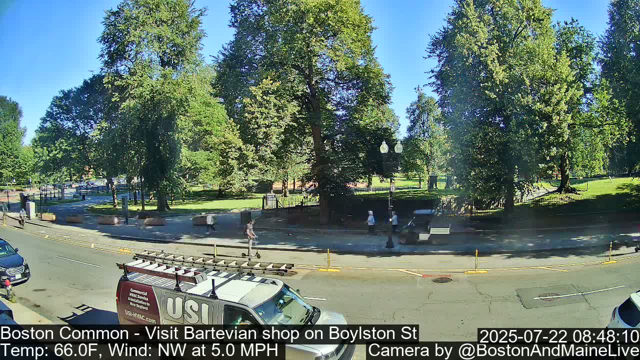 Boston Common at Boylston St.  Live Cam  - Boston , Massachusetts, USA