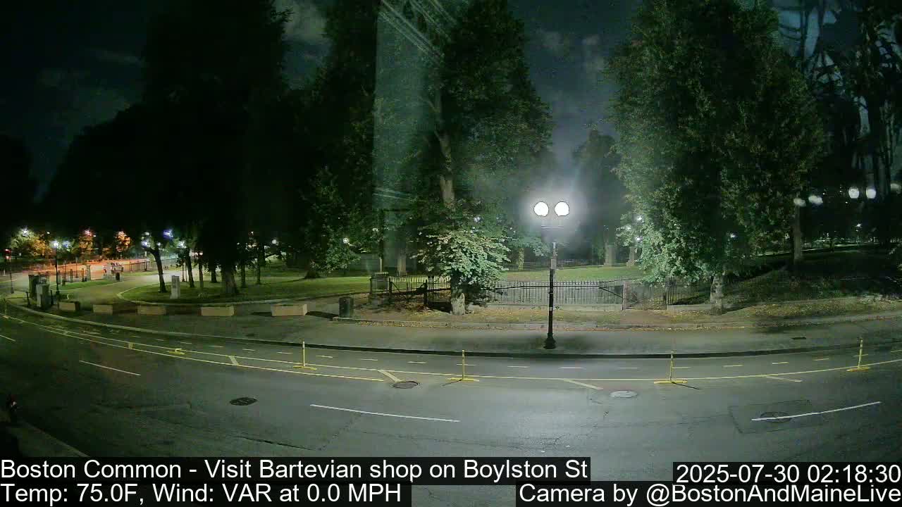 Boston Common at Boylston St.  Live Cam  - Boston , Massachusetts, USA