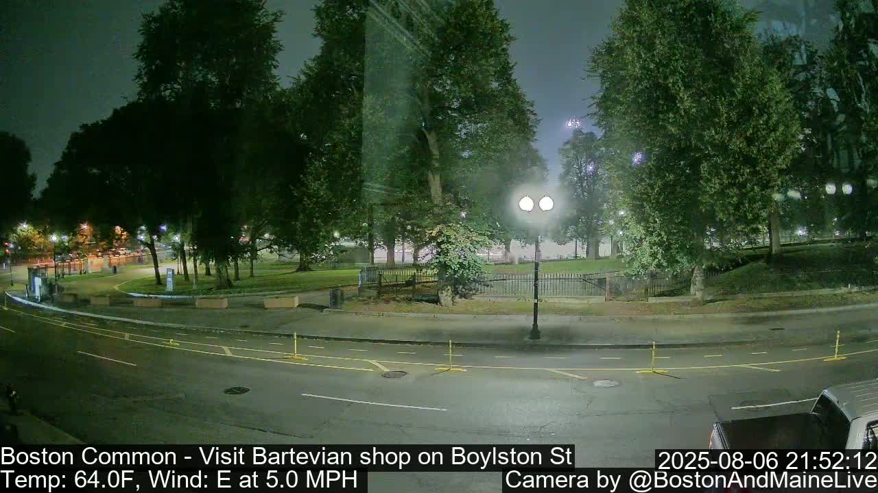 Boston Common at Boylston St.  Live Cam  - Boston , Massachusetts, USA