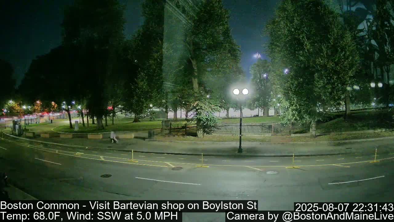 Boston Common at Boylston St.  Live Cam  - Boston , Massachusetts, USA