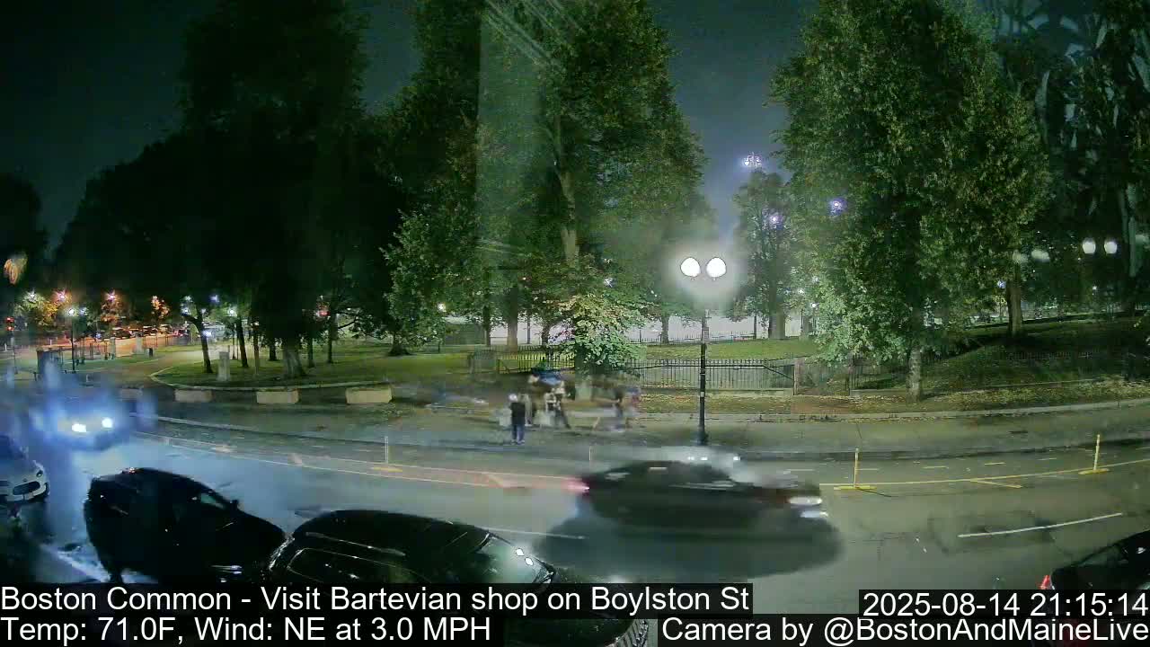 Boston Common at Boylston St.  Live Cam  - Boston , Massachusetts, USA