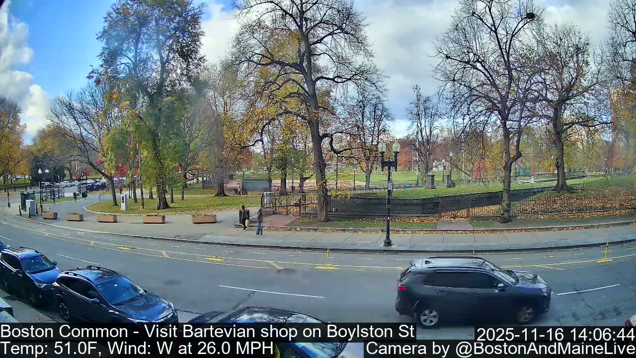 Boston Common at Boylston St.  Live Cam  - Boston , Massachusetts, USA