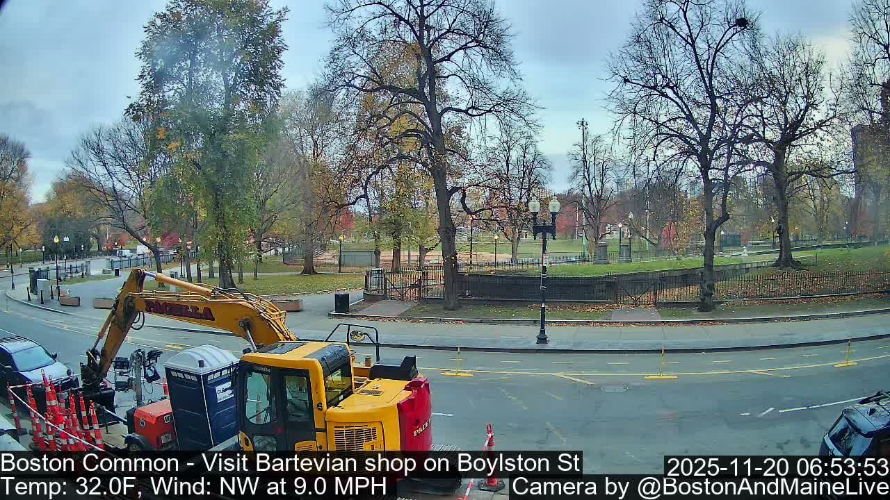 Boston Common at Boylston St.  Live Cam  - Boston , Massachusetts, USA