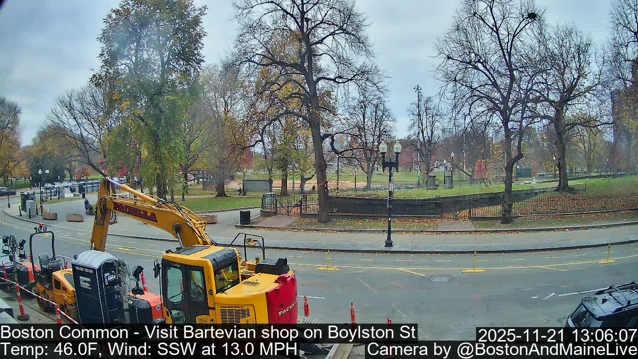 Boston Common at Boylston St.  Live Cam  - Boston , Massachusetts, USA