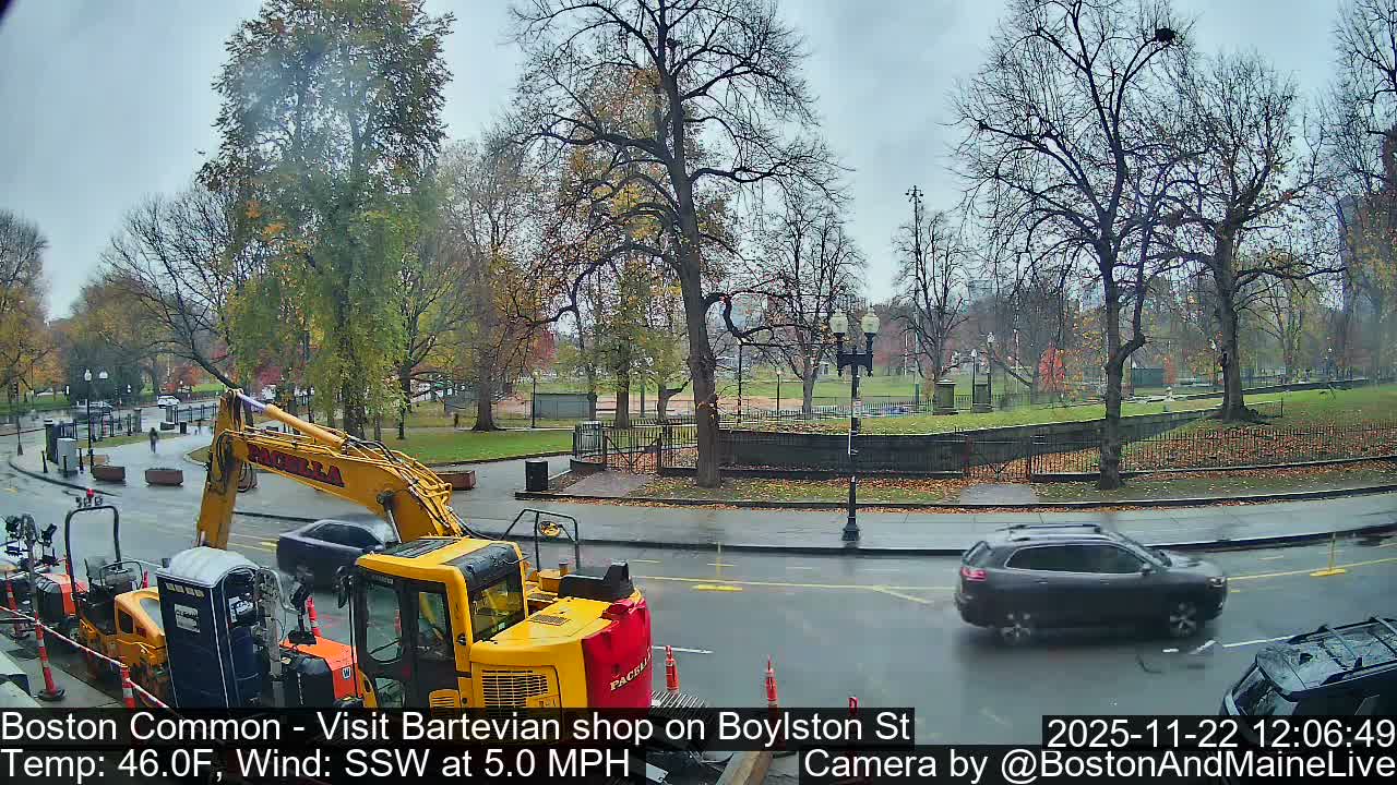 Boston Common at Boylston St.  Live Cam  - Boston , Massachusetts, USA