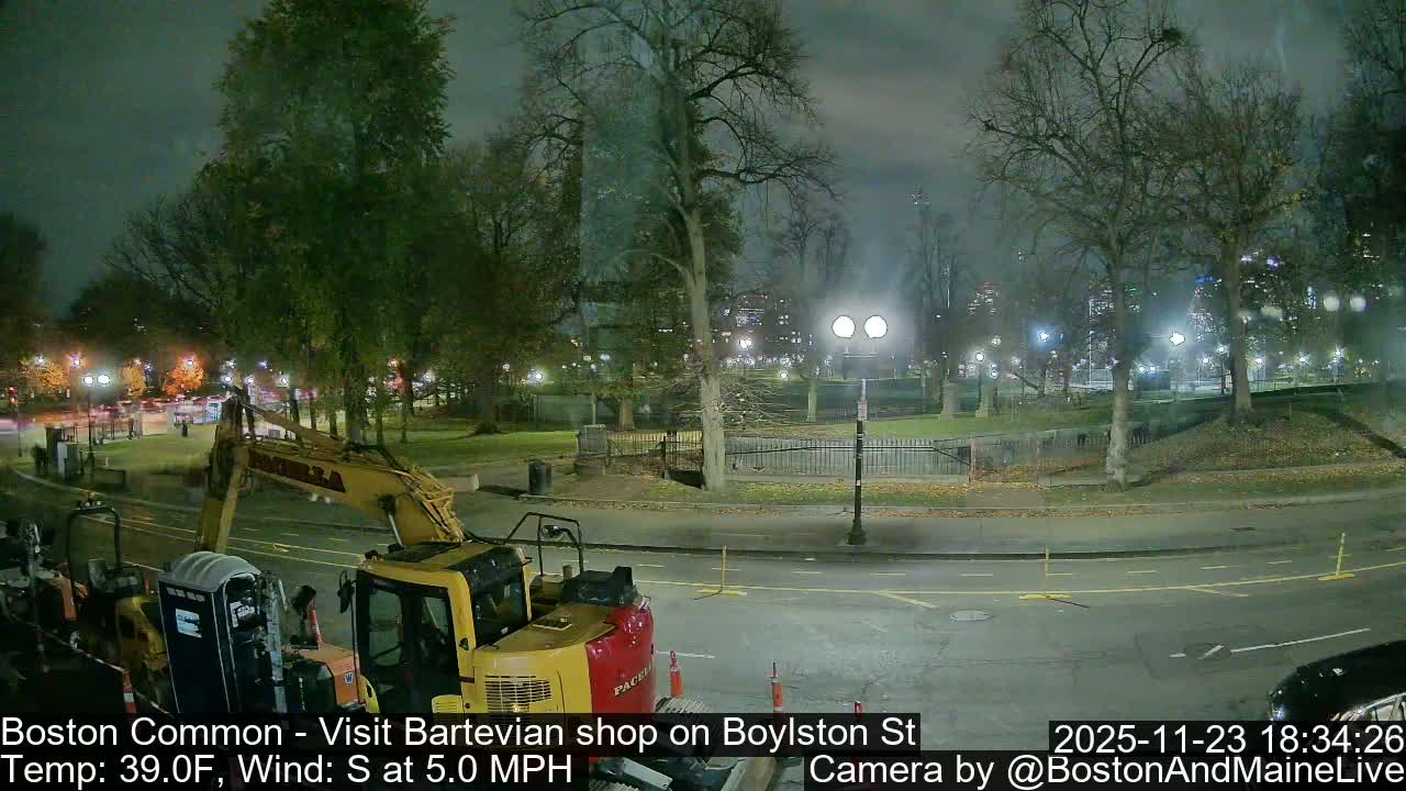 Boston Common at Boylston St.  Live Cam  - Boston , Massachusetts, USA