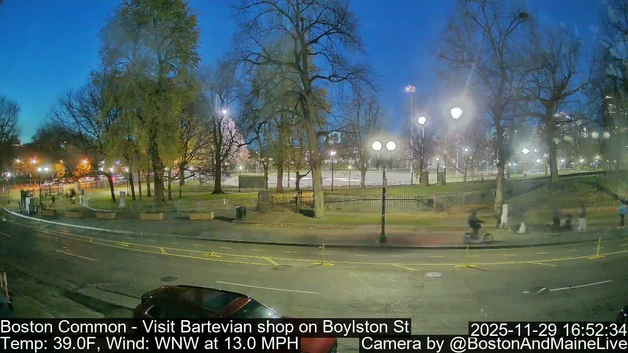 Boston Common at Boylston St.  Live Cam  - Boston , Massachusetts, USA