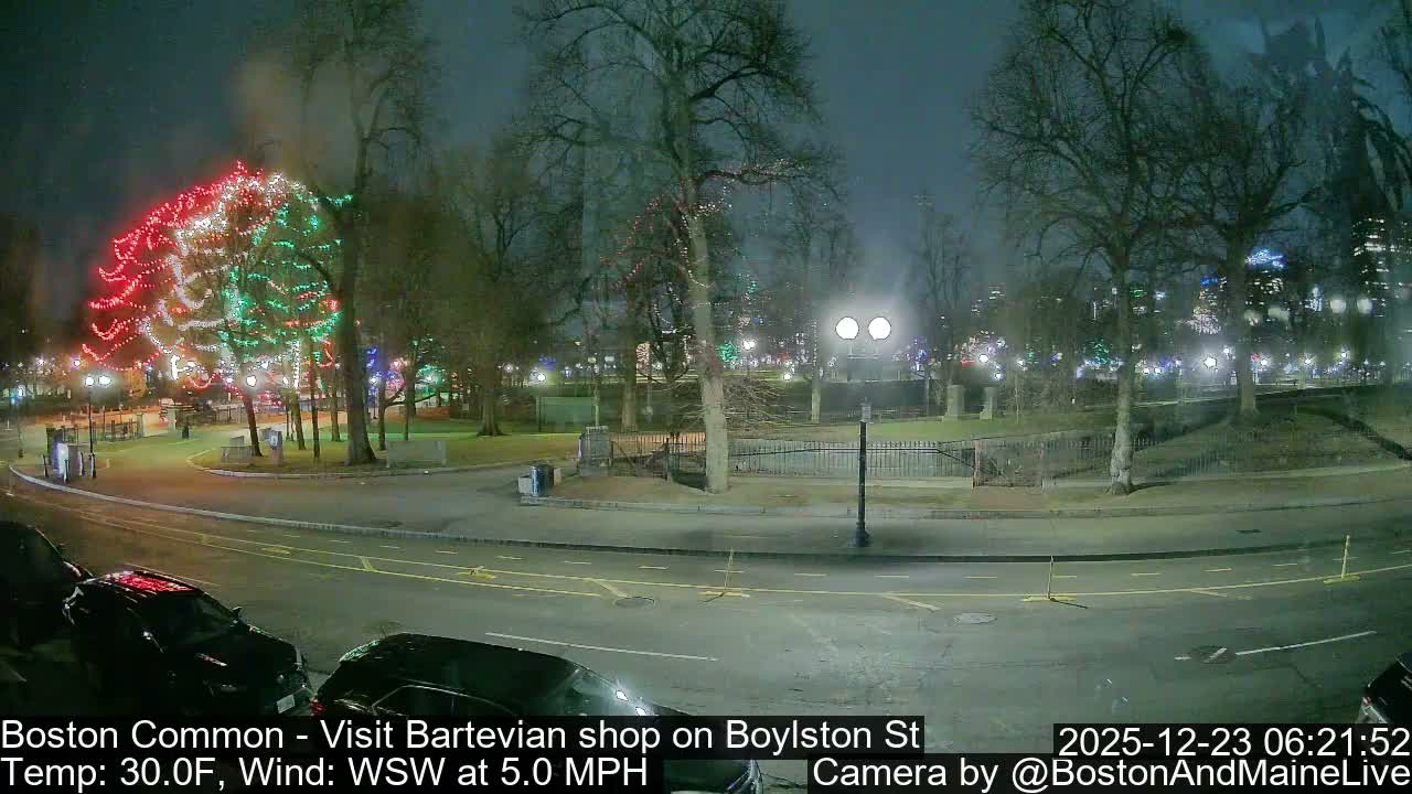 Boston Common at Boylston St.  Live Cam  - Boston , Massachusetts, USA
