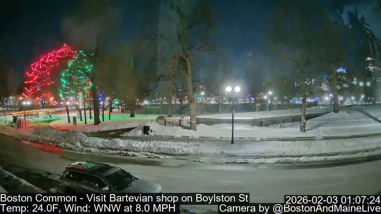 Boston Common at Boylston St.  Live Cam  - Boston , Massachusetts, USA