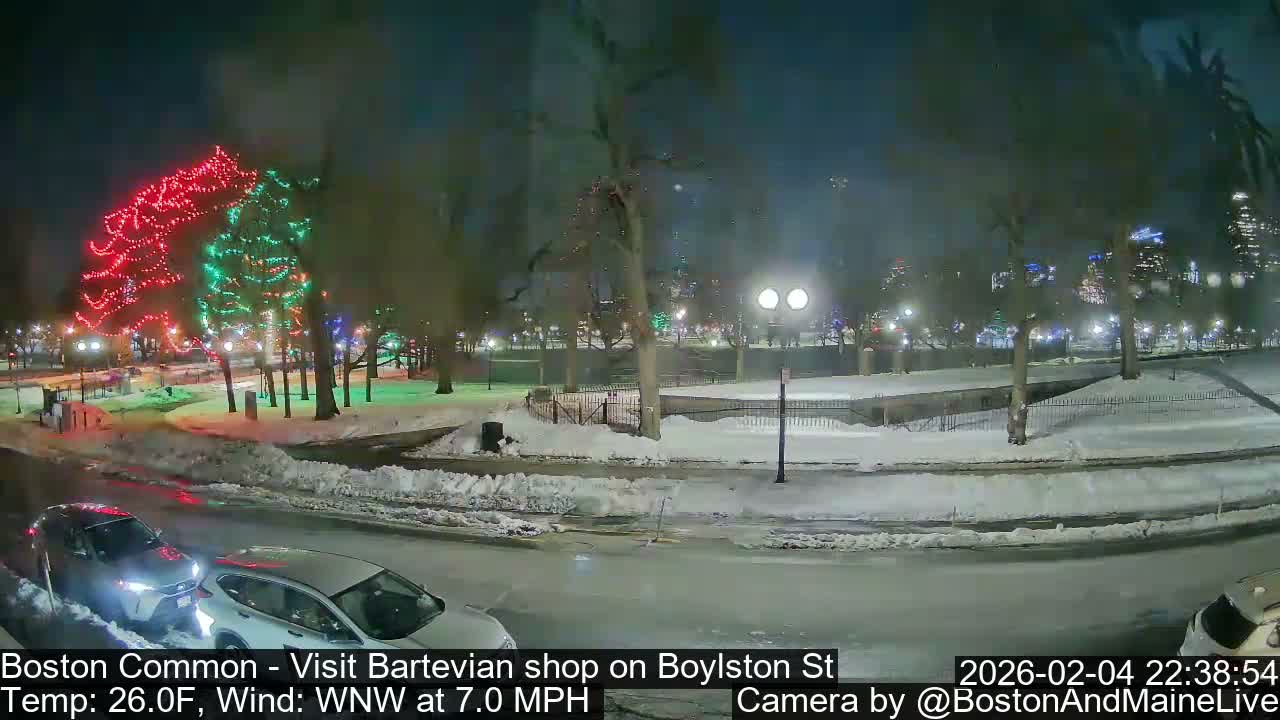 Boston Common at Boylston St.  Live Cam  - Boston , Massachusetts, USA