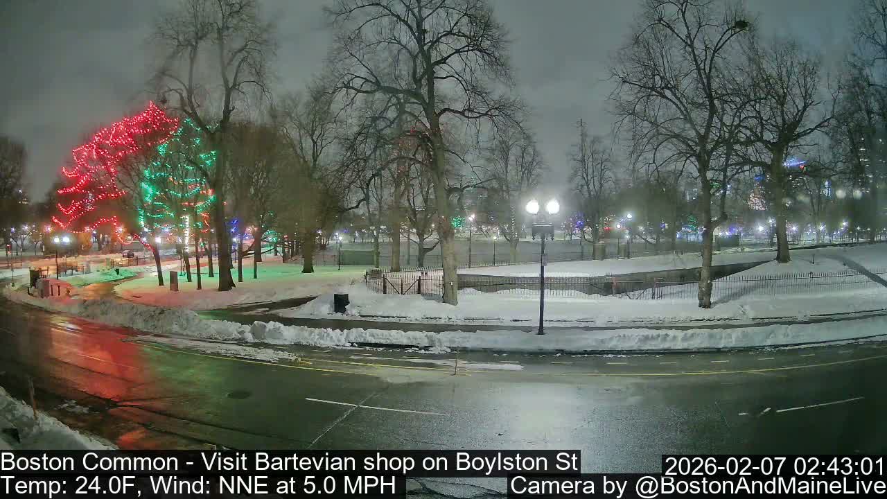 Boston Common at Boylston St.  Live Cam  - Boston , Massachusetts, USA