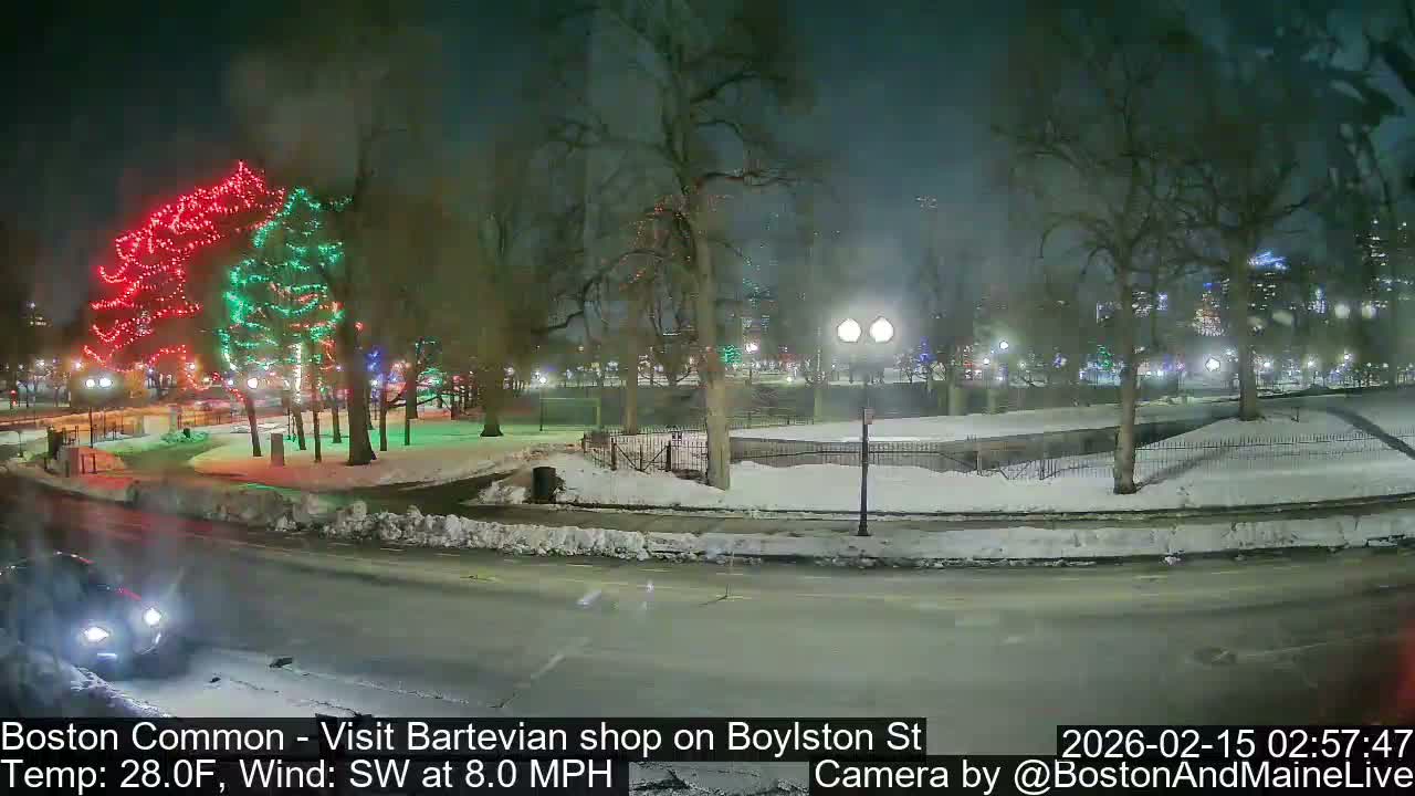 Boston Common at Boylston St.  Live Cam  - Boston , Massachusetts, USA