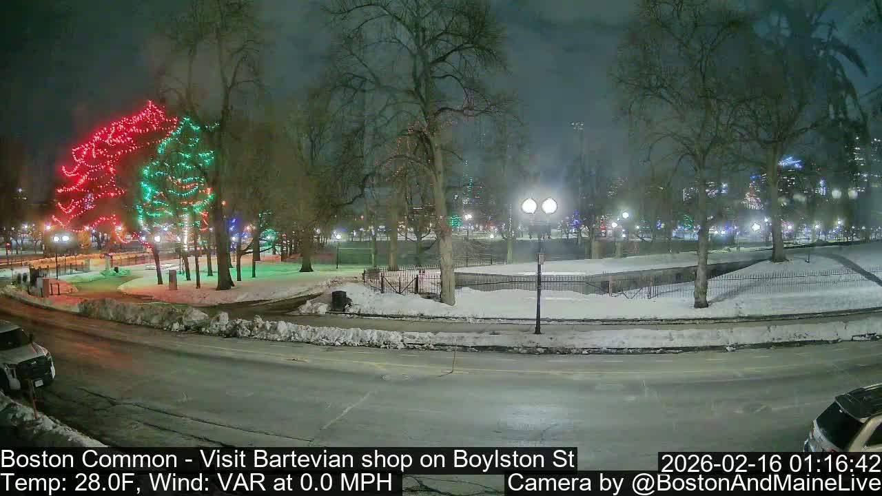 Boston Common at Boylston St.  Live Cam  - Boston , Massachusetts, USA